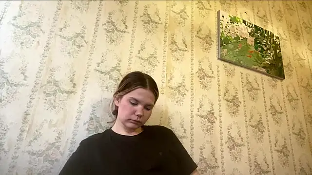 Snapshot of SusanaLeichty chatting on July 11, 2026, 2:25 am SusanaLeichty online show from July 11, 2026, 2:25 am