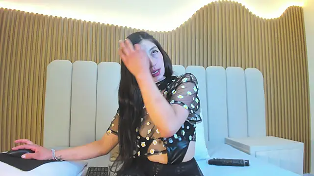 Snapshot of Rosa_Aura chatting on July 8, 2026, 3:22 am Rosa Aura online show from July 8, 2026, 3:22 am