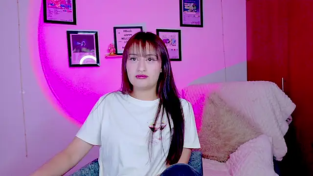 Natha Ramirez online show from July 1, 2026, 1:29 am