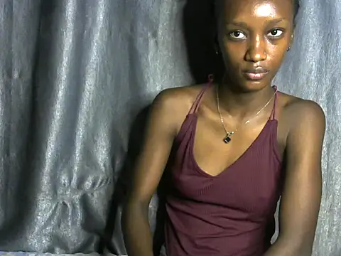 wild flower001 online show from May 25, 2026, 12:16 am