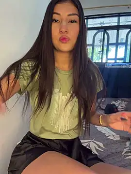 Aylin-fire online show from July 4, 2026, 6:47 pm