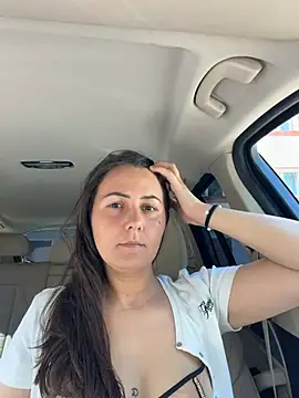 BrunetteNymph online show from June 19, 2026, 8:29 am
