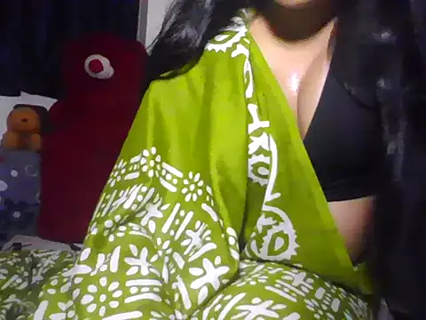 Snapshot of Aalya_B chatting on June 14, 2026, 4:31 pm Aalya B online show from June 14, 2026, 4:31 pm
