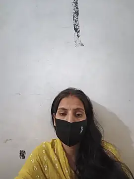 Snapshot of Neha-ji chatting on June 12, 2026, 4:11 am Neha-ji online show from June 12, 2026, 4:11 am