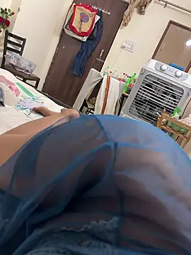 cute girl 99 online show from June 18, 2026, 10:25 pm