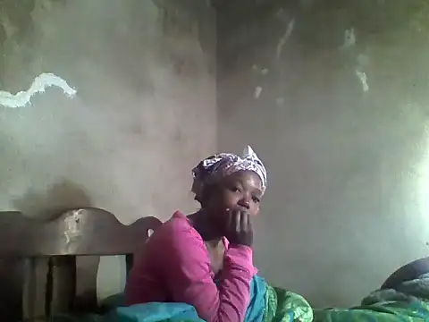 Snapshot of mommysmiley1234 chatting on June 6, 2026, 5:56 am mommysmiley1234 online show from June 6, 2026, 5:56 am