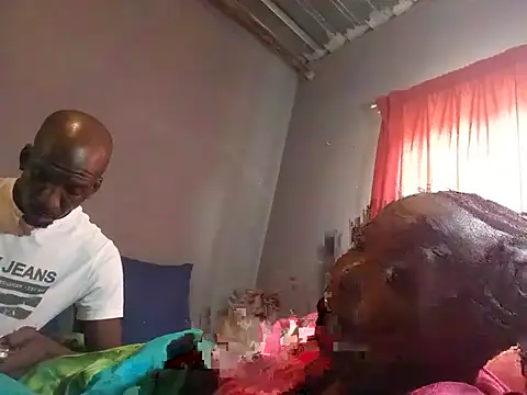 Snapshot of mommysmiley1234 chatting on June 18, 2026, 9:14 am mommysmiley1234 online show from June 18, 2026, 9:14 am