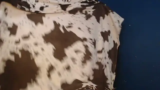 LayneeUnlocked online show from June 13, 2026, 3:26 am