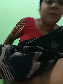 Hot-rupali99 online show from May 25, 2026, 4:57 pm