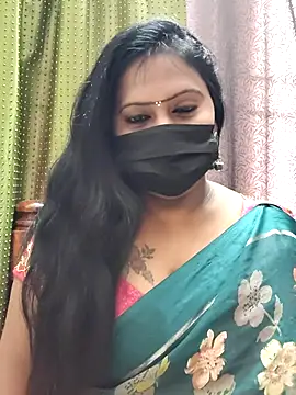 Snapshot of Meera_mia chatting on June 14, 2026, 9:22 am Meera mia online show from June 14, 2026, 9:22 am
