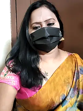 Snapshot of Meera_mia chatting on July 7, 2026, 6:45 pm Meera mia online show from July 7, 2026, 6:45 pm