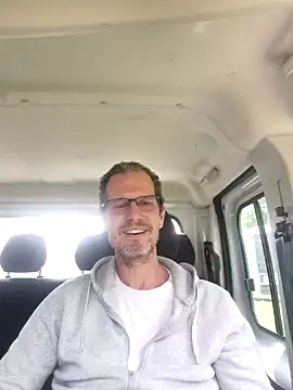 Bifititooz online show from June 10, 2026, 8:35 am