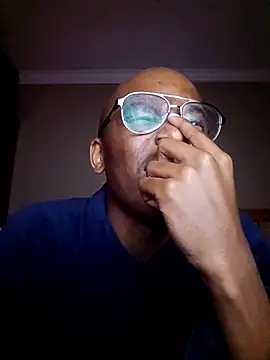 Snapshot of MbeshePTA chatting on July 5, 2026, 9:44 pm MbeshePTA online show from July 5, 2026, 9:44 pm