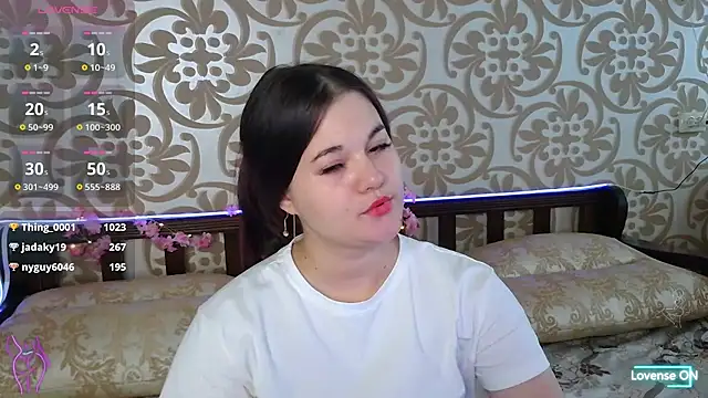 ElisesMuse online show from June 21, 2026, 1:46 pm