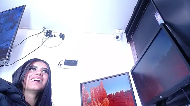 Snapshot of Shayla_Gray chatting on June 12, 2026, 3:55 pm Shayla Gray online show from June 12, 2026, 3:55 pm