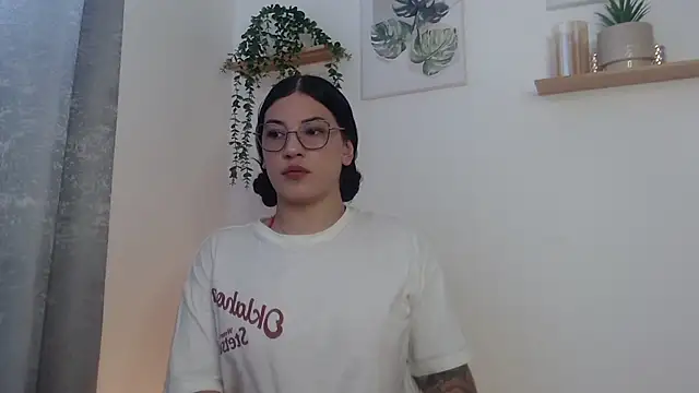 Leena rose online show from July 9, 2026, 5:39 pm