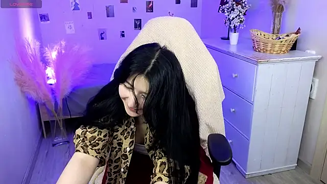 Snapshot of Vanessa_LimX chatting on June 21, 2026, 12:52 pm Vanessa LimX online show from June 21, 2026, 12:52 pm