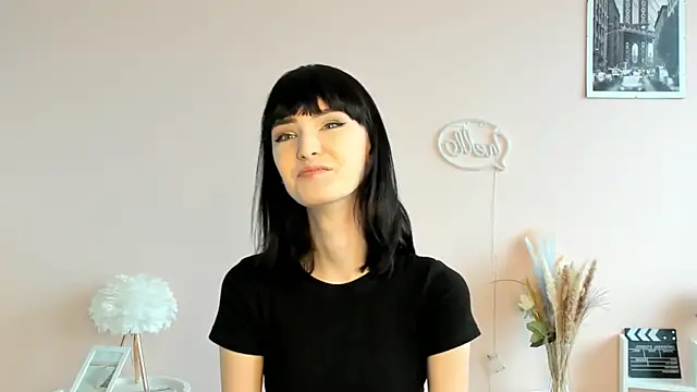 Snapshot of HelgaMagliulo chatting on May 26, 2026, 7:59 am HelgaMagliulo online show from May 26, 2026, 7:59 am