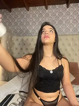 Amel Rosse online show from June 23, 2026, 3:32 pm
