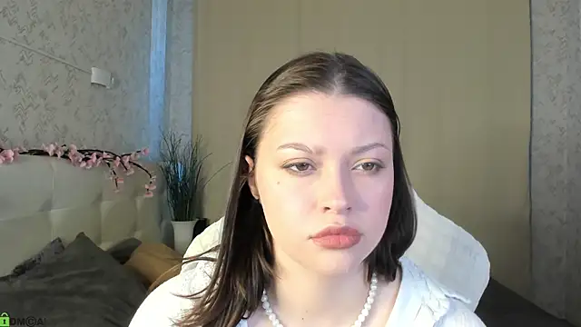 Snapshot of Maya-Mimi chatting on June 7, 2026, 12:59 am Maya-Mimi online show from June 7, 2026, 12:59 am