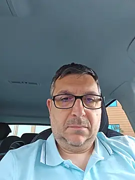Snapshot of VorticeTravolgente chatting on May 26, 2026, 6:42 am VorticeTravolgente online show from May 26, 2026, 6:42 am