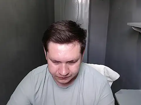 Max Marlyn online show from June 18, 2026, 4:24 am