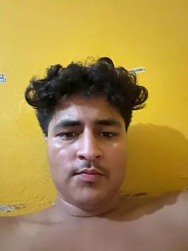 Snapshot of cannonWithMuscles chatting on August 5, 2026, 9:39 pm cannonWithMuscles online show from August 5, 2026, 9:39 pm