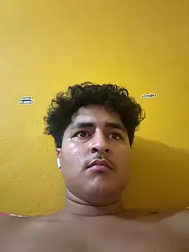 Snapshot of cannonWithMuscles chatting on August 8, 2026, 5:04 pm cannonWithMuscles online show from August 8, 2026, 5:04 pm