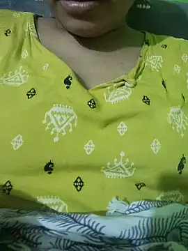 Snapshot of Curvy_shivani chatting on June 26, 2026, 3:05 pm Curvy shivani online show from June 26, 2026, 3:05 pm