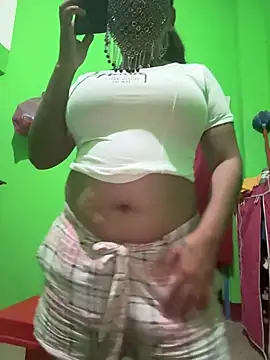 Snapshot of Curvy_shivani chatting on July 15, 2026, 8:36 pm Curvy shivani online show from July 15, 2026, 8:36 pm