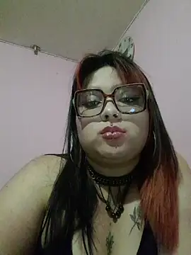 curvy latina online show from July 19, 2026, 4:38 am