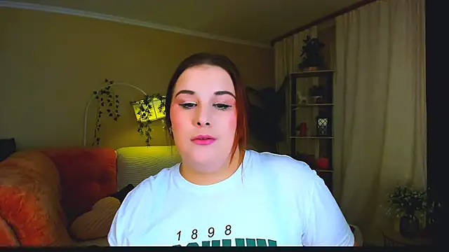 Snapshot of OliviaTwens chatting on June 3, 2026, 3:09 am OliviaTwens online show from June 3, 2026, 3:09 am