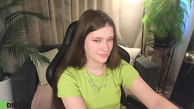 Snapshot of Jessica_jewells chatting on June 9, 2026, 7:42 am Jessica jewells online show from June 9, 2026, 7:42 am
