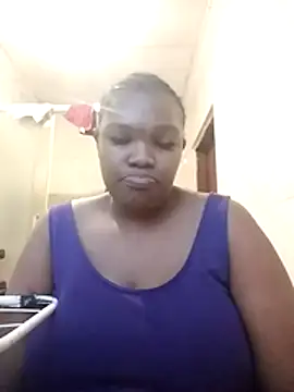 Snapshot of candythando chatting on July 6, 2026, 3:36 pm candythando online show from July 6, 2026, 3:36 pm