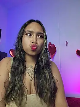 Snapshot of Evangeline_Salas chatting on July 11, 2026, 11:17 pm Evangeline Salas online show from July 11, 2026, 11:17 pm