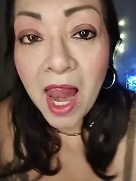 Snapshot of Khatty_Sex chatting on June 14, 2026, 2:09 am Khatty Sex online show from June 14, 2026, 2:09 am
