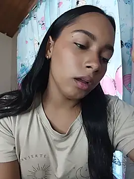 xcleila online show from July 11, 2026, 5:15 pm