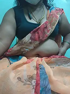 Tamil-kaviya98 online show from June 17, 2026, 5:25 pm