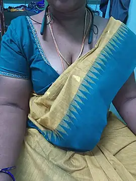Tamil-kaviya98 online show from August 5, 2026, 7:11 am