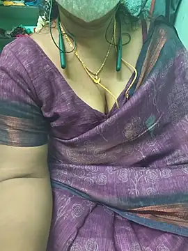 Tamil-kaviya98 online show from August 6, 2026, 5:59 pm