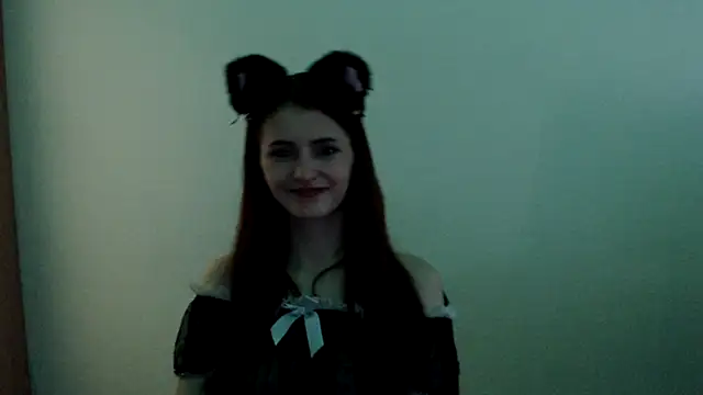 Snapshot of ViolaHot_ chatting on May 30, 2026, 9:17 am ViolaHot online show from May 30, 2026, 9:17 am