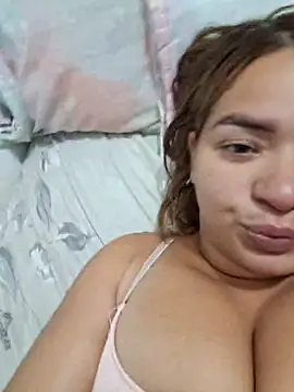 Snapshot of leonorq chatting on May 31, 2026, 5:26 am leonorq online show from May 31, 2026, 5:26 am