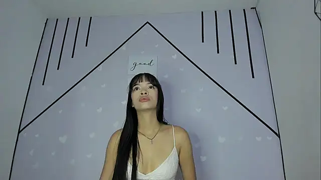 Snapshot of AmaiaHarpper chatting on August 6, 2026, 12:18 pm AmaiaHarpper online show from August 6, 2026, 12:18 pm