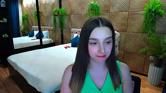 FlirtySpark online show from July 6, 2026, 3:14 pm