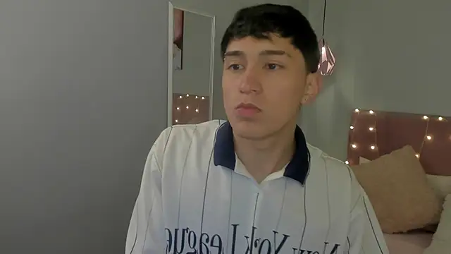 ryan valentino online show from July 10, 2026, 1:25 pm