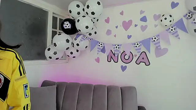 Snapshot of Noa_bunny_ chatting on June 12, 2026, 9:25 pm Noa bunny online show from June 12, 2026, 9:25 pm