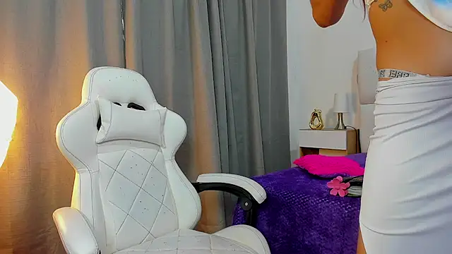 Snapshot of Camila_Gonzalez20 chatting on July 14, 2026, 6:46 pm Camila Gonzalez20 online show from July 14, 2026, 6:46 pm