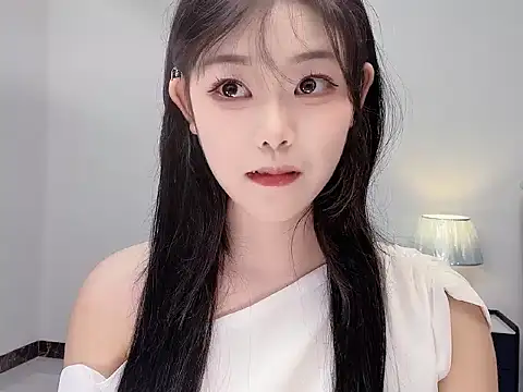 Snapshot of smalldaiwang chatting on June 11, 2026, 3:04 am smalldaiwang online show from June 11, 2026, 3:04 am