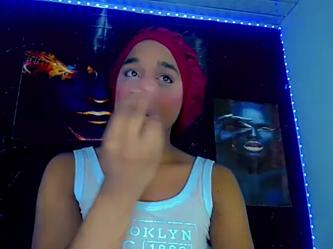 SaramyBigcock online show from June 28, 2026, 4:51 am