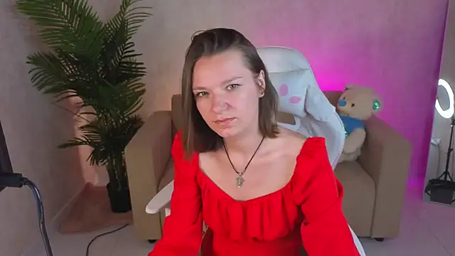 Snapshot of kira_hatti chatting on July 1, 2026, 8:38 am kira hatti online show from July 1, 2026, 8:38 am